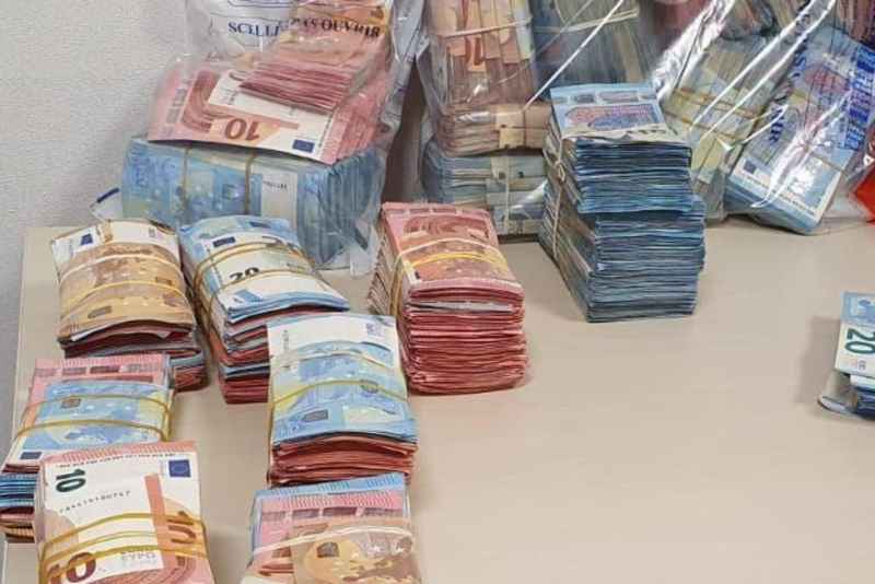 Деньги к деньгам