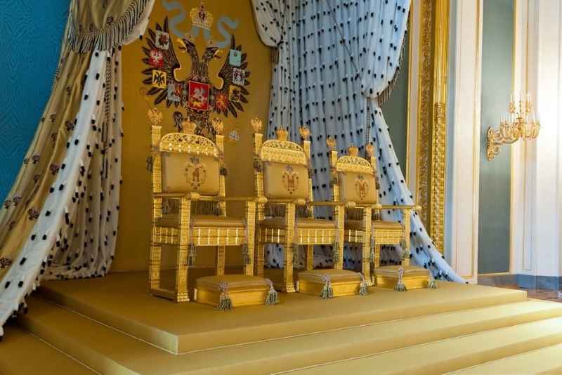 Местоблюститель